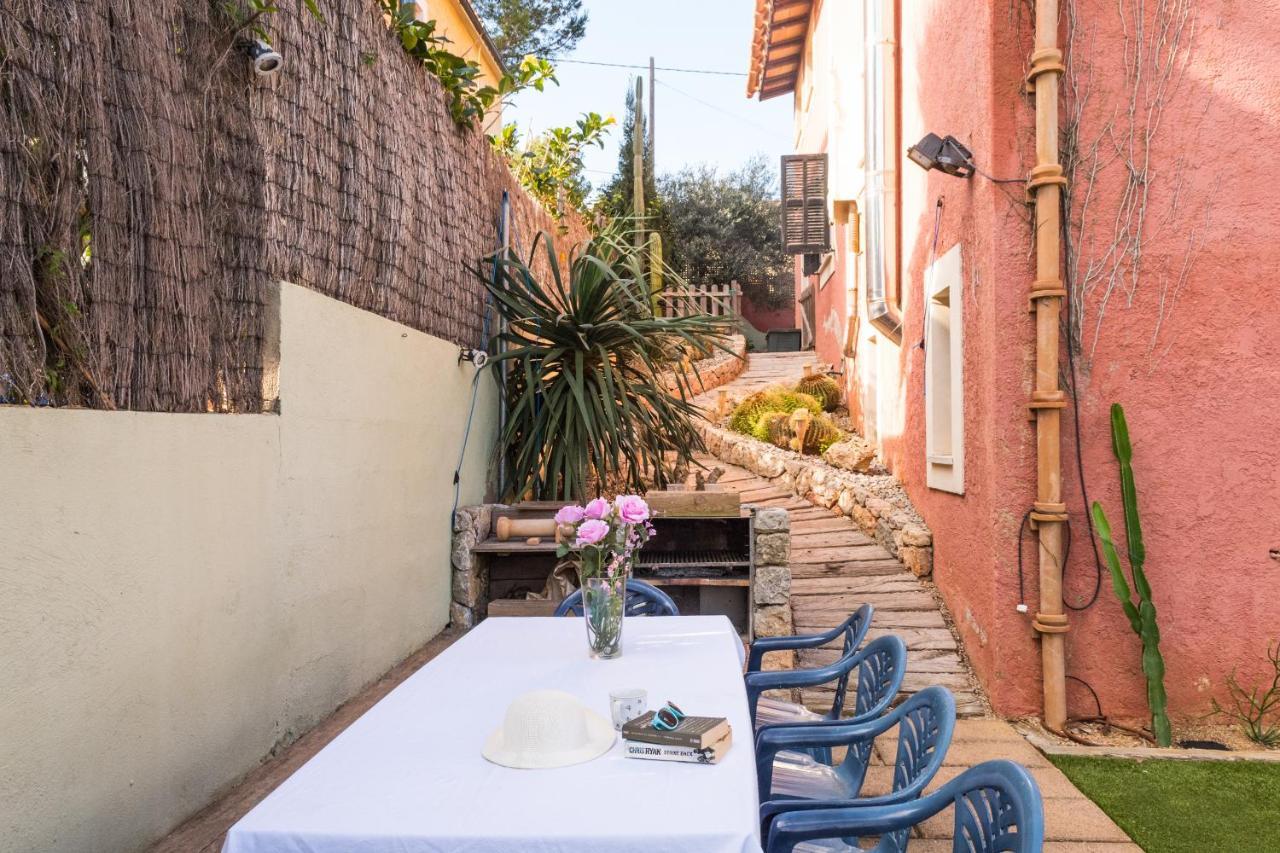 Ferienhaus Refugi - Ideal For Family Or Friends With Pool And Games