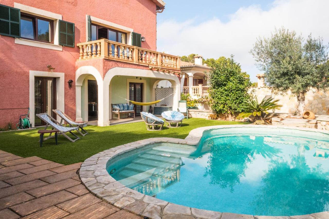 Refugi - Ideal For Family Or Friends With Pool And Games Holiday home